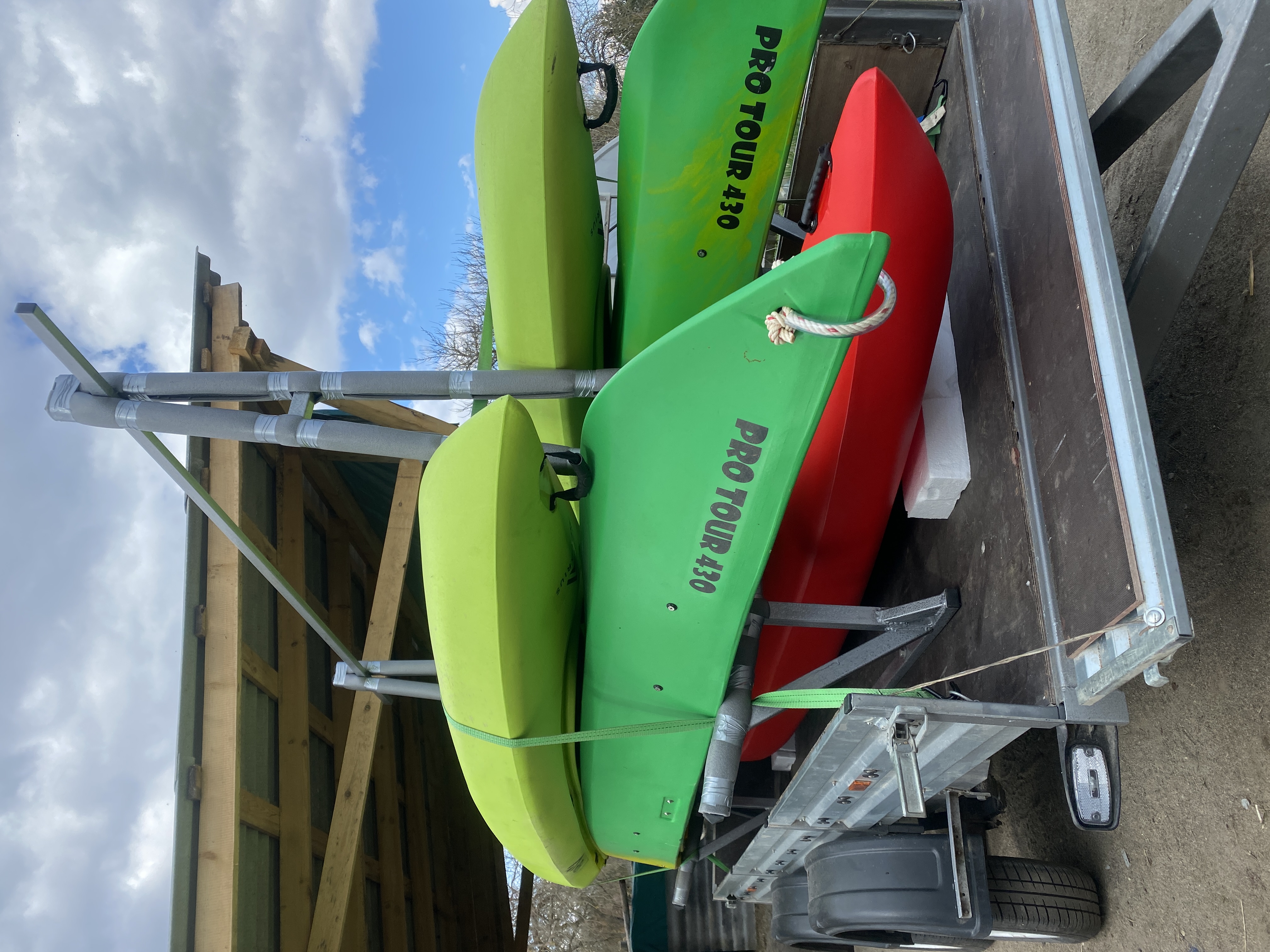 байдарки на прицепе